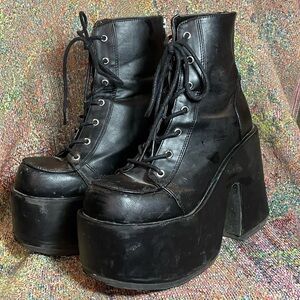 Black Platform Demonias  Lace-Up Ankle boots 🍒